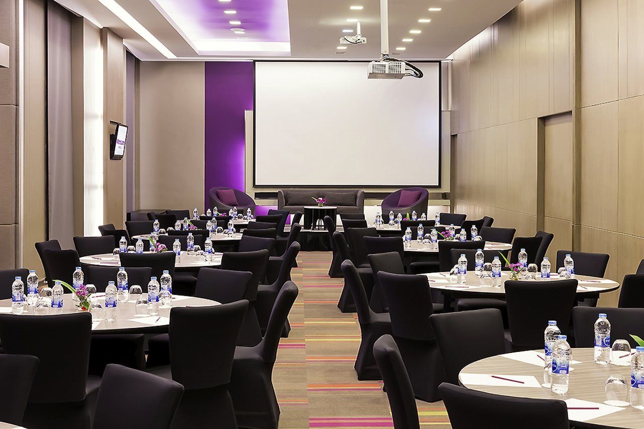 Mercure Bangkok Siam Exterior foto